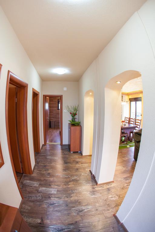 Apartment Bambo Tre Sorrele Kotor Exterior foto