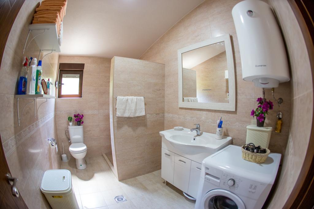 Apartment Bambo Tre Sorrele Kotor Exterior foto