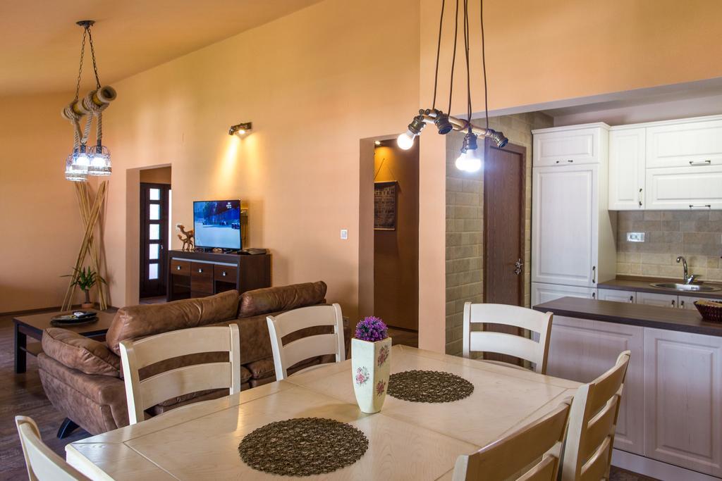 Apartment Bambo Tre Sorrele Kotor Exterior foto